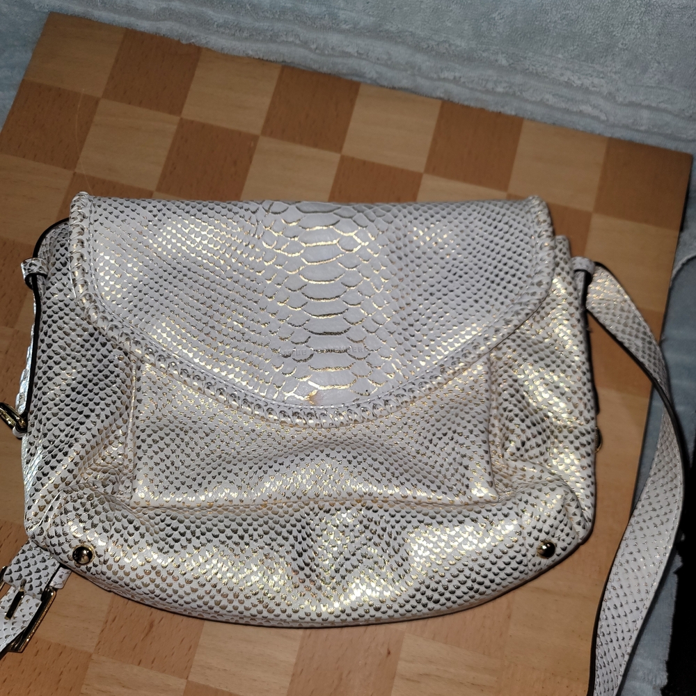 White Metallic Snake-Texture Crossbody Bag
